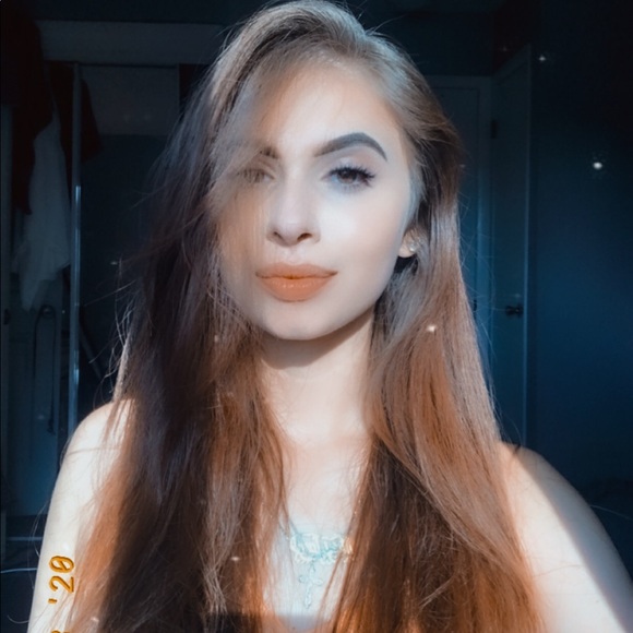 Meet your Posher, Victoria - Picture 1 of 1